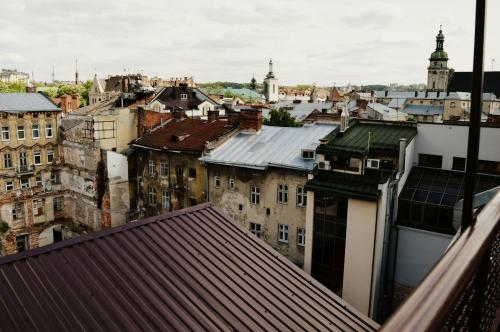 Comment se passe un dépannage toiture ?