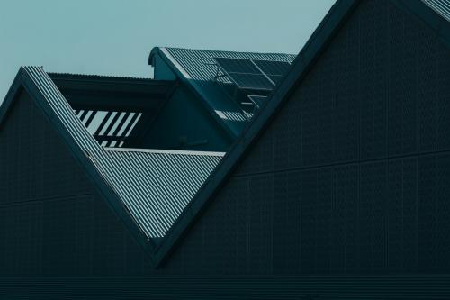 Quelles solutions écologiques un couvreur à Paris propose-t-il pour votre t